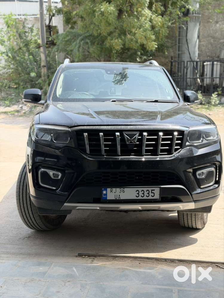 Mahindra Diesel Automatic 2022