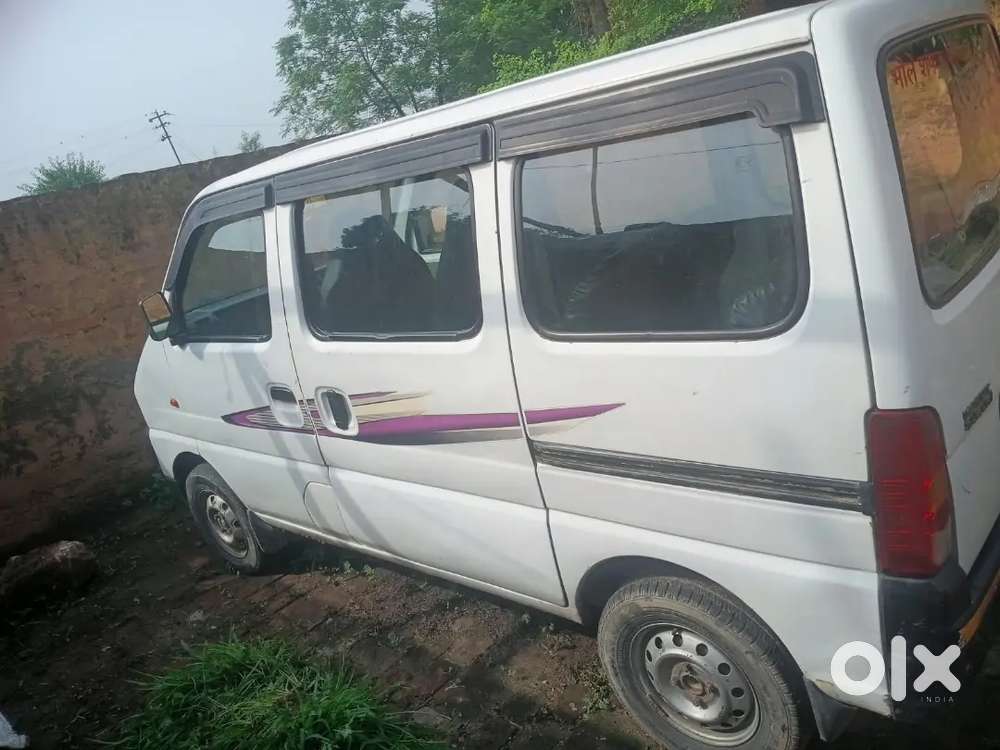 Maruti Suzuki Eeco 2016 Model Petrol And Cng 7 Seater
