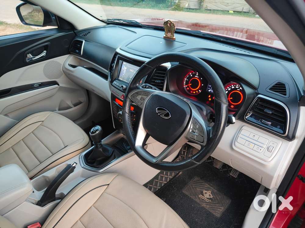 Mahindra Xuv300 W8 Option Dual Tone Diesel, 2019, Diesel