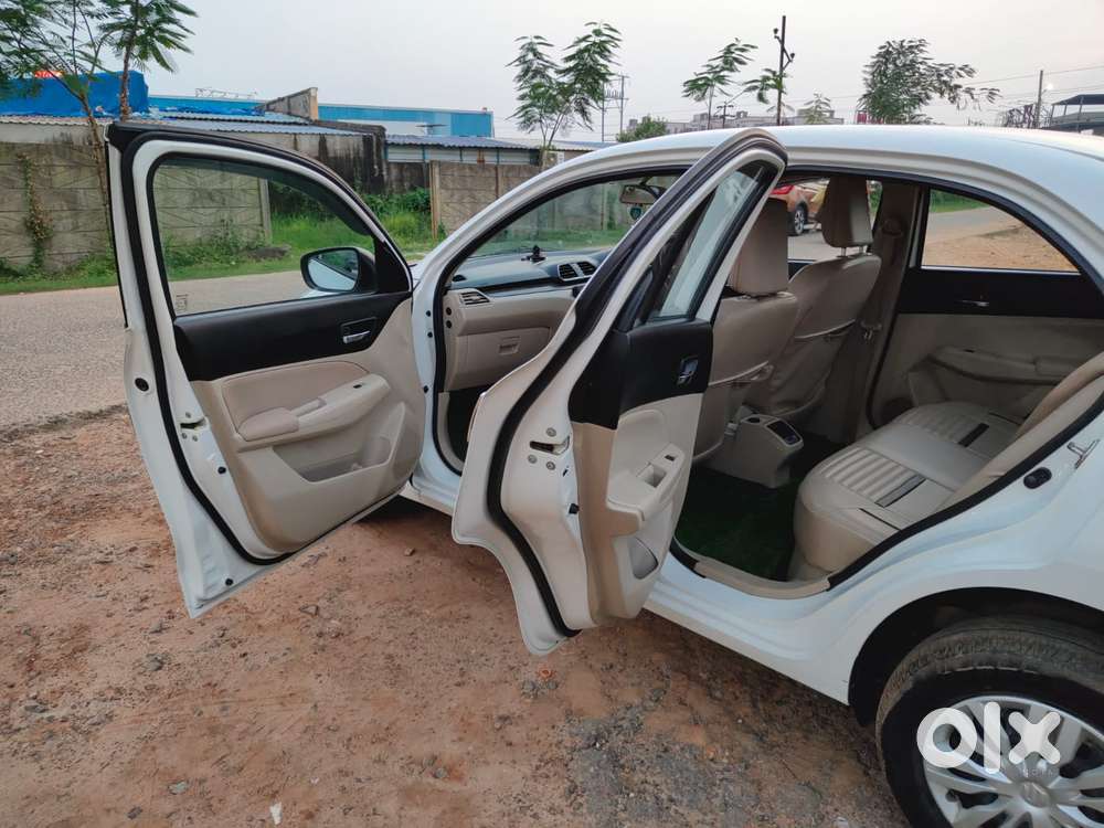 Maruti Suzuki Dzire 1.2 Vxi, 2022, Petrol