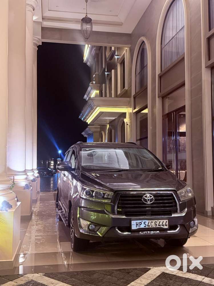 Toyota Innova Crysta 2019
