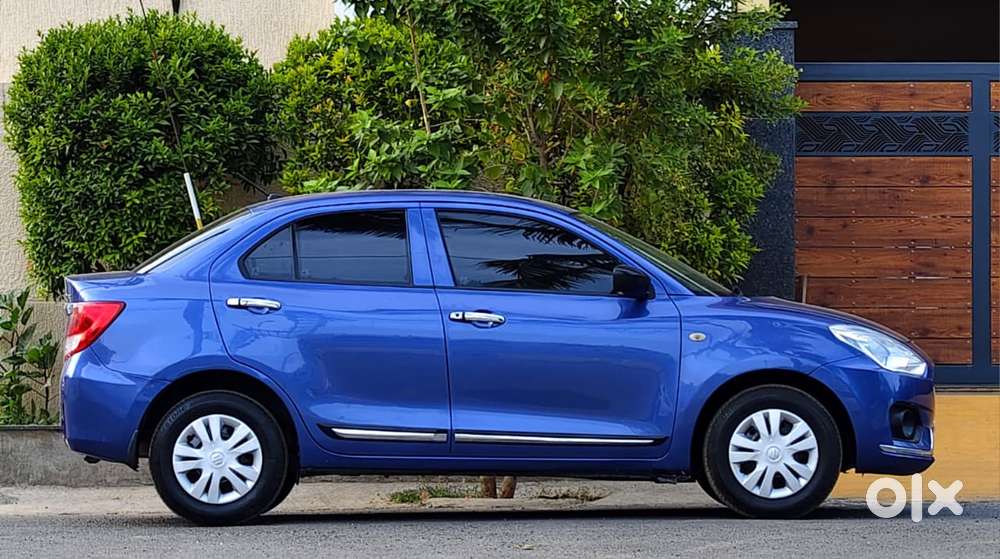 Maruti Suzuki Dzire 1.2 Vxi Amt, 2018, Petrol