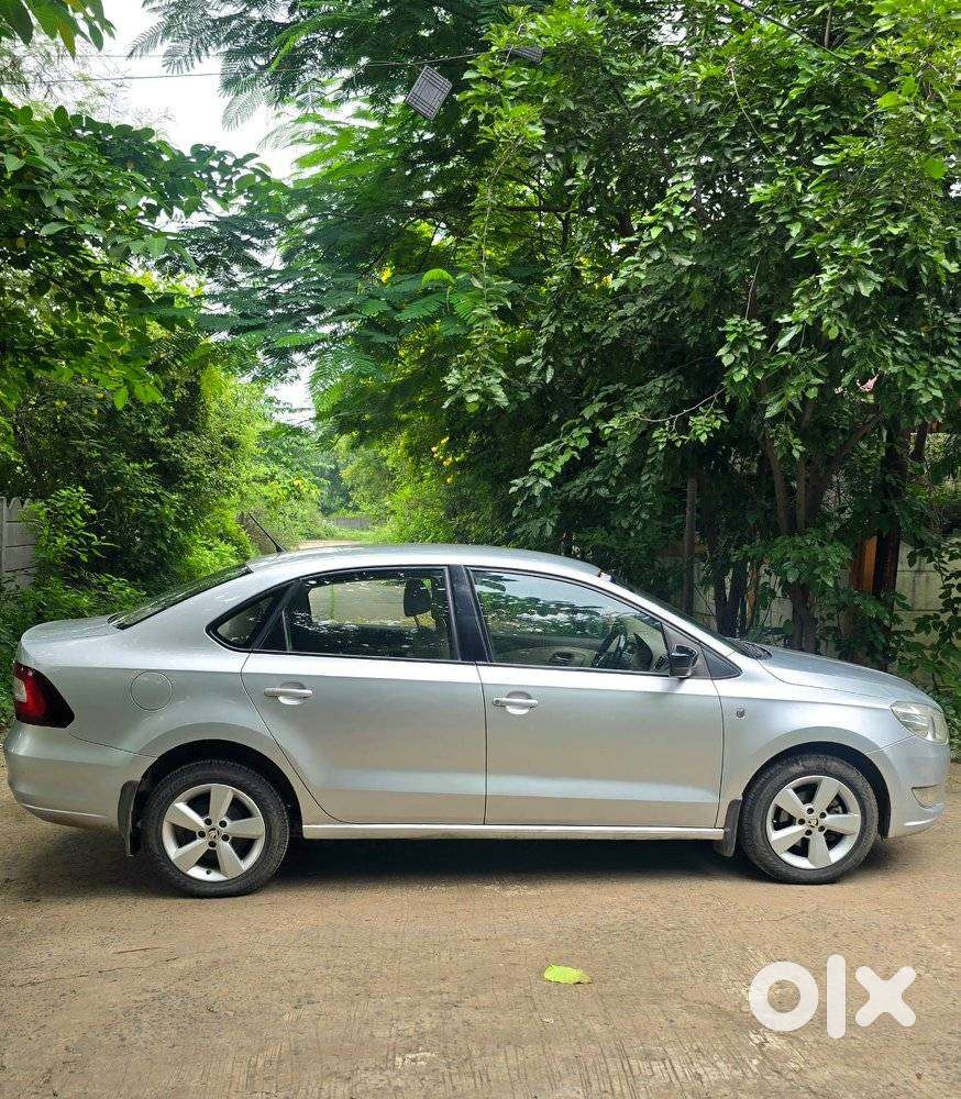 Skoda Rapid 1.5 Tdi At Elegance, 2015, Diesel