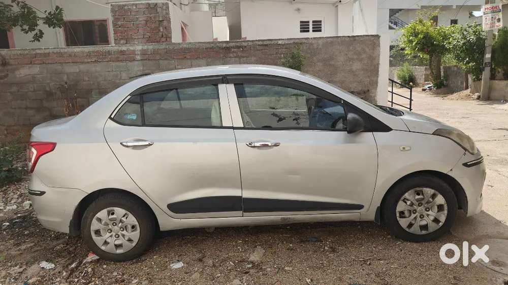 Hyundai Xcent 2016 Diesel 100000 Km Driven