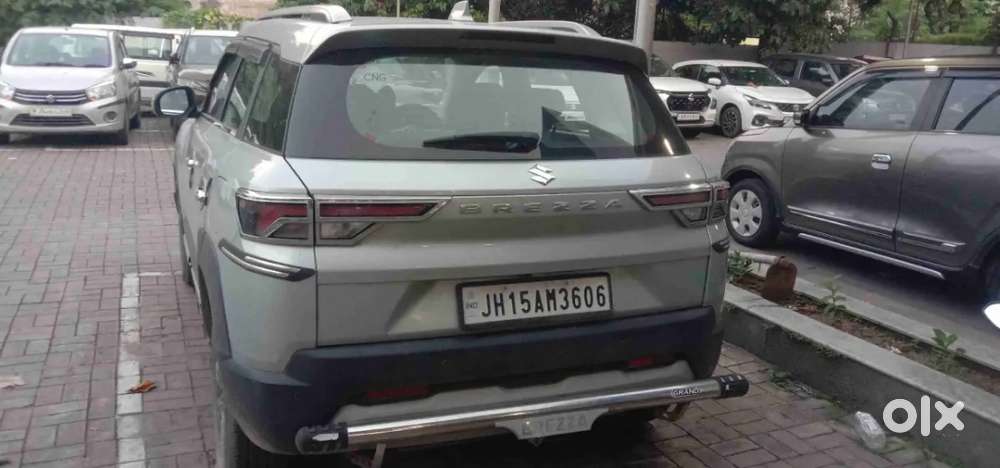 Maruti Suzuki Brezza Zxi S-cng, 2025, Cng & Hybrids