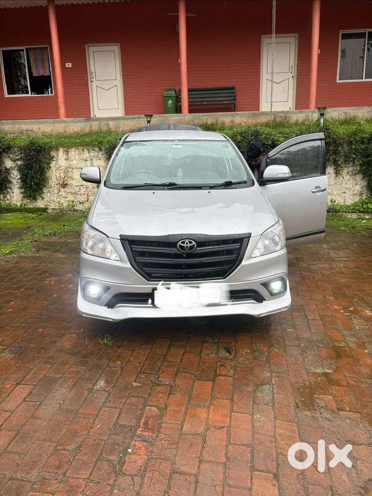 Toyota Innova Diesel 2012