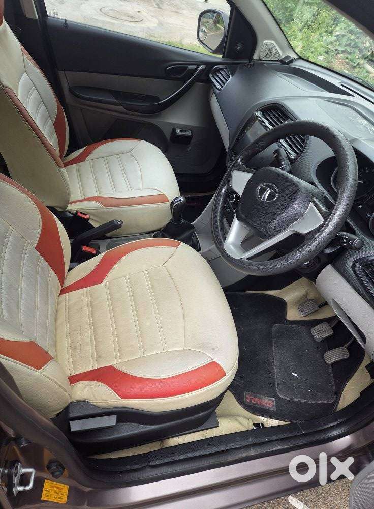 Tata Tiago Xe, 2016, Petrol