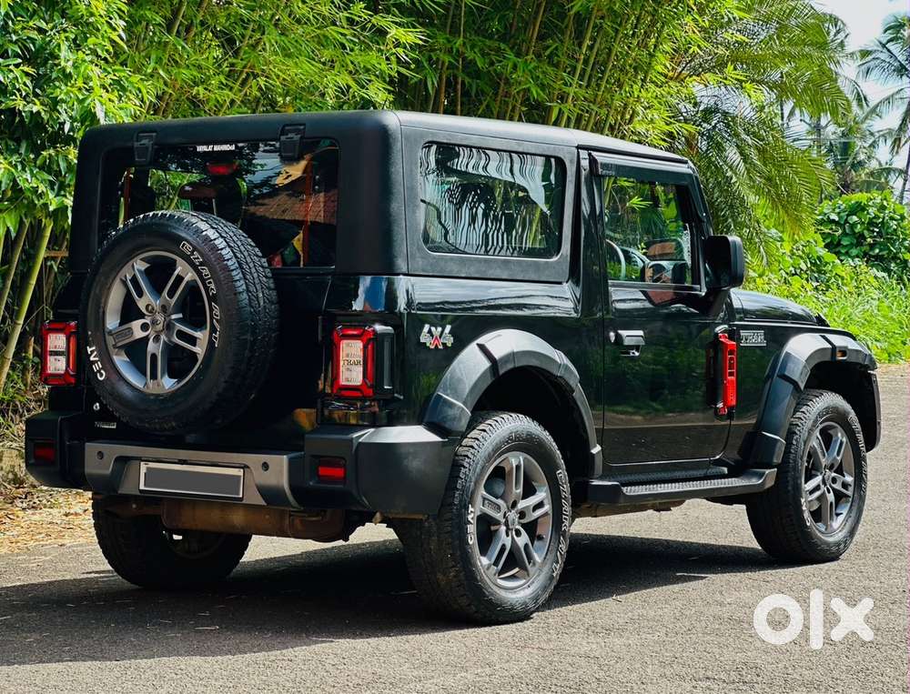 Mahindra Thar Petrol 2022