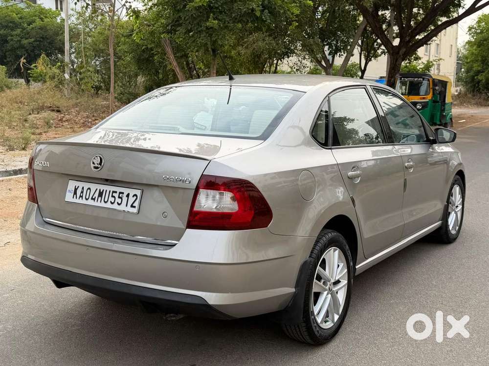 Skoda Rapid 1.6 Mpi At Style, 2018, Petrol