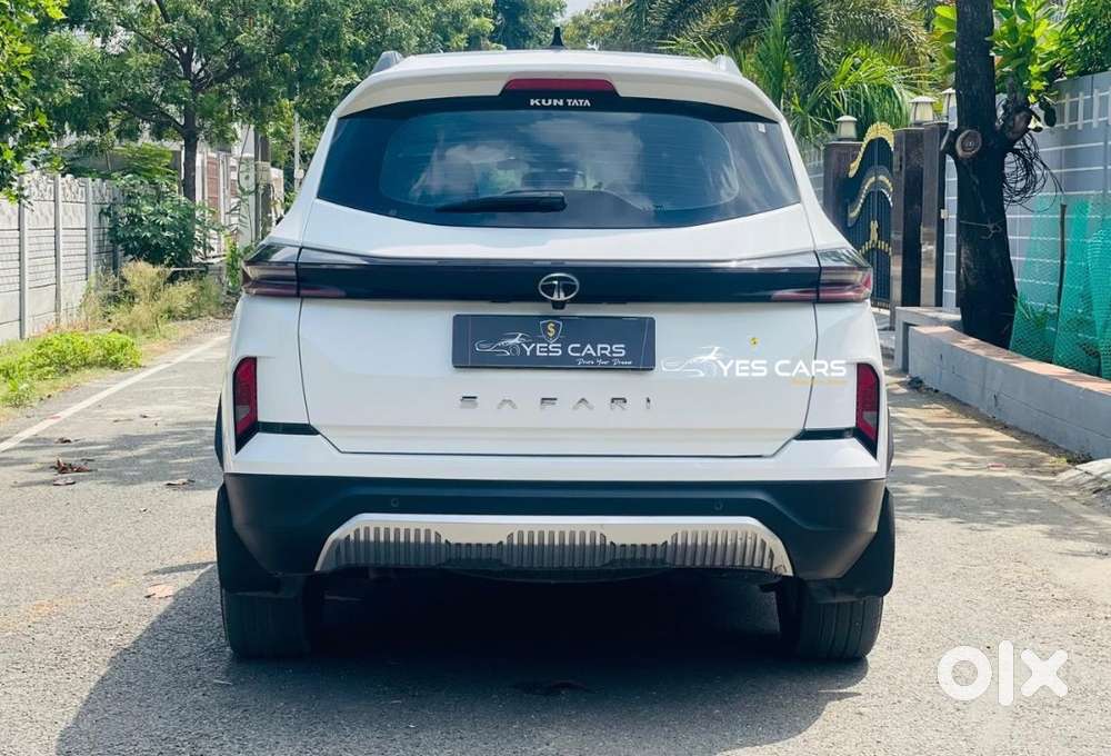 Tata Safari Accomplished Dual Tone, 2024, Diesel