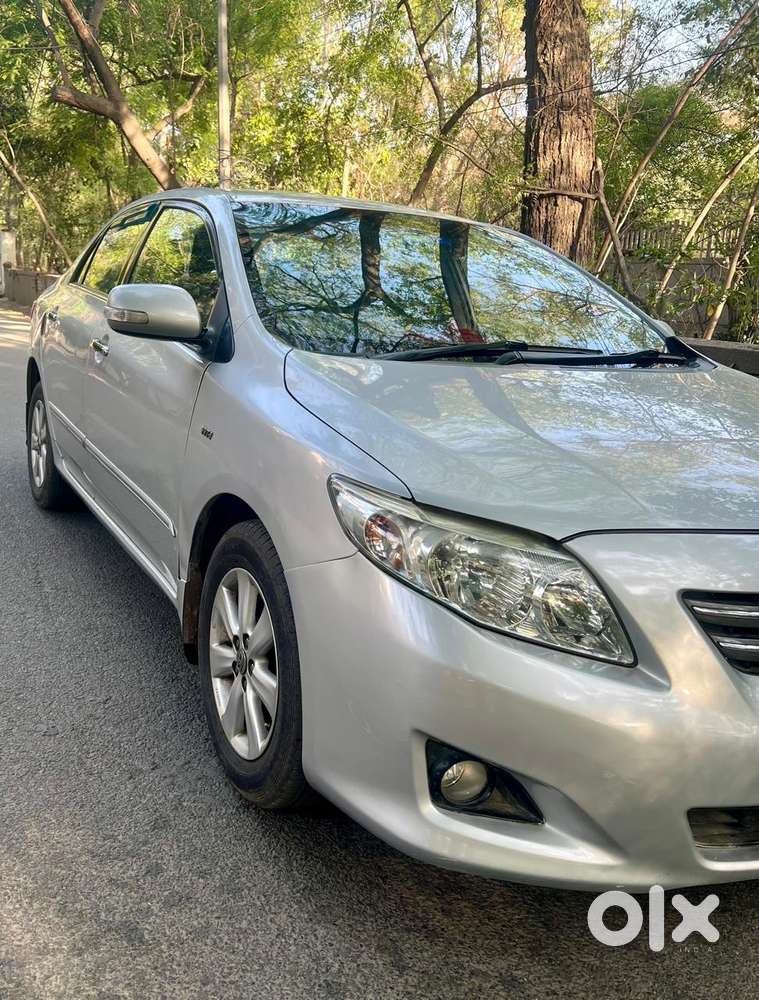 Toyota Corolla Altis 1.8 J, 2011, Petrol