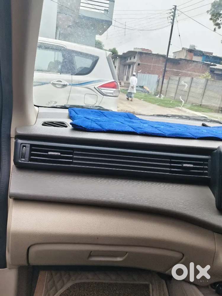 Maruti Ertiga Vxi 2024