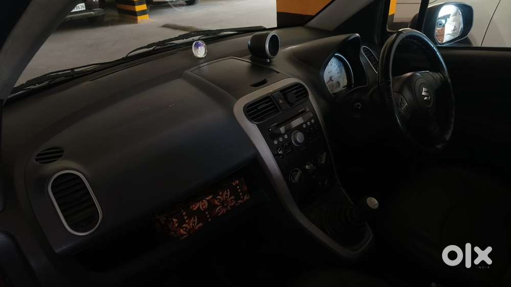 Maruti Ritz Petrol 2010 Year