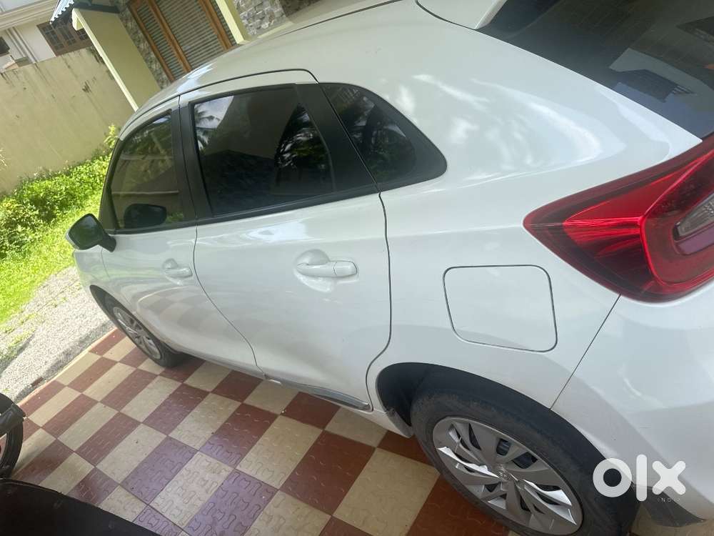 Toyota Glanza 2022 Petrol 42800 Km Driven
