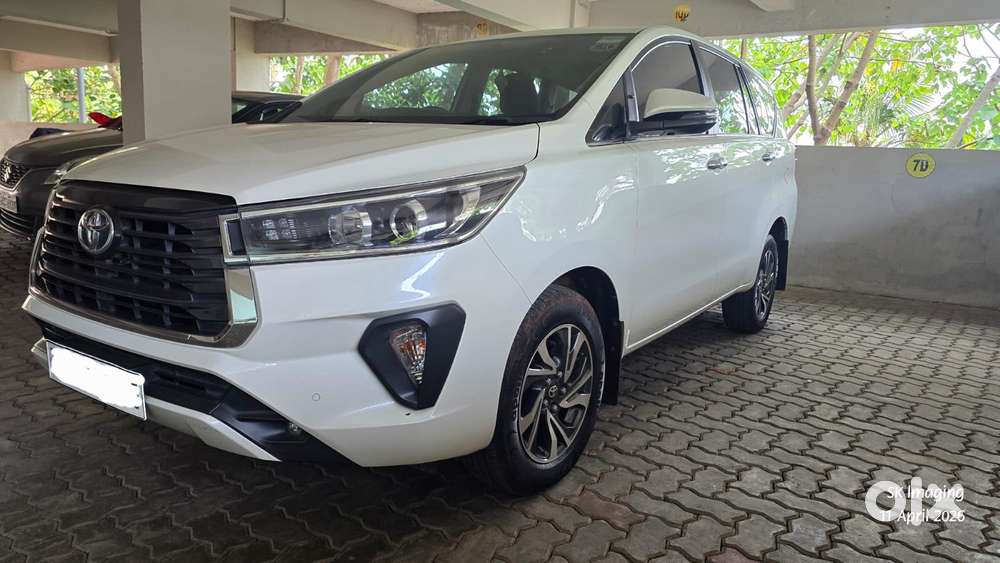 Toyota Innova Crysta 2.4 V 7 Str, 2022, Diesel