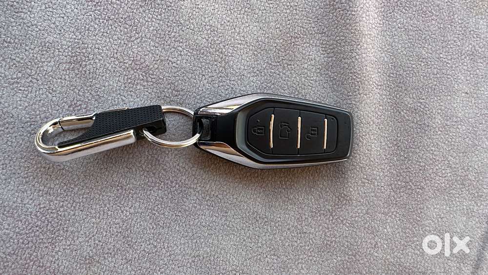 Mahindra Xuv500 2018 60k Km Diesel Well Maintained