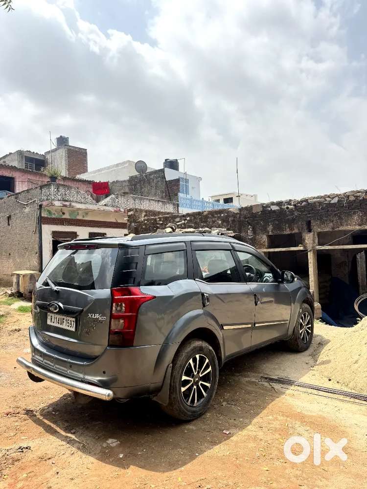 Mahindra Xuv500 2017