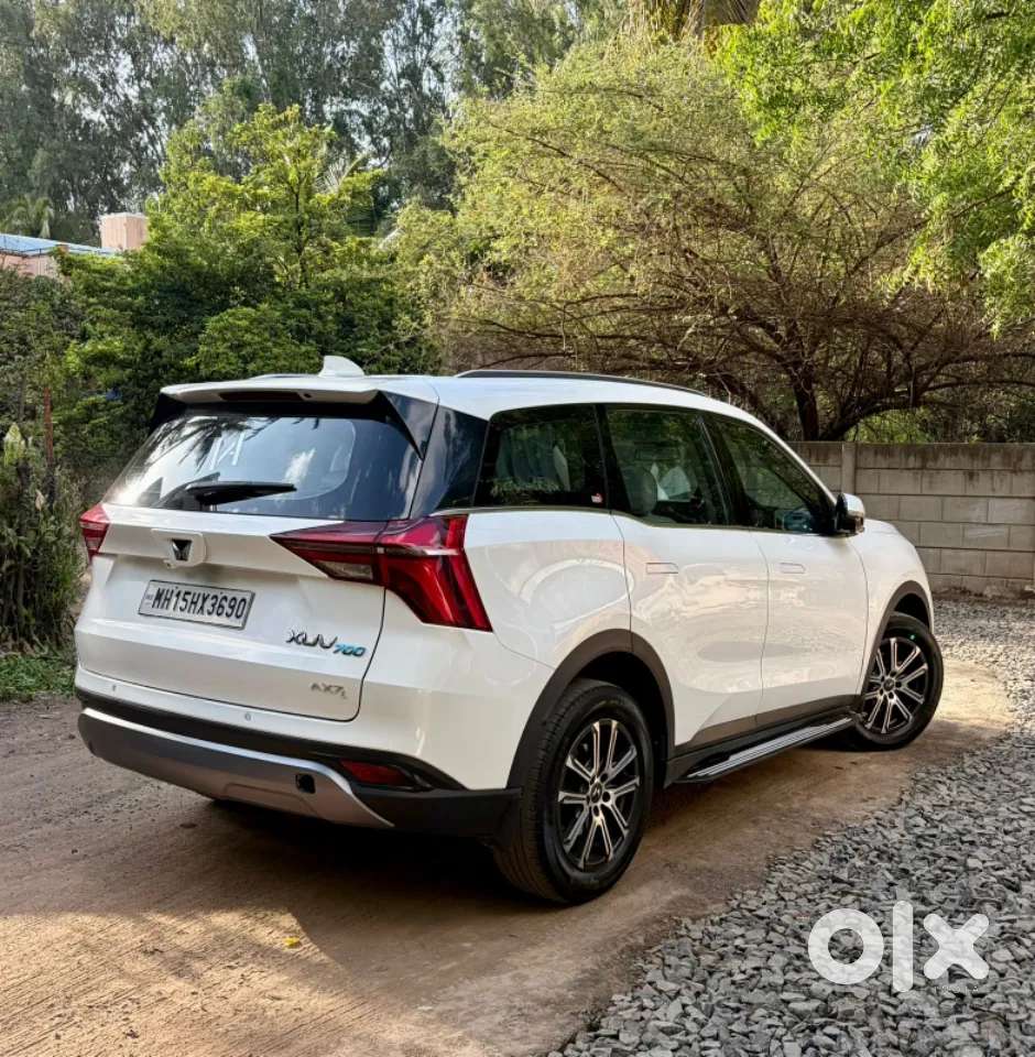 Mahindra Xuv700 2.2 Ax 7 Diesel At Str, 2022, Diesel