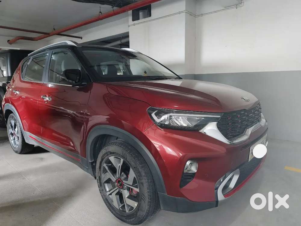 Single-owner Kia Sonet Top-variant Gtx+ Petrol 7-speed Dct Automatic.