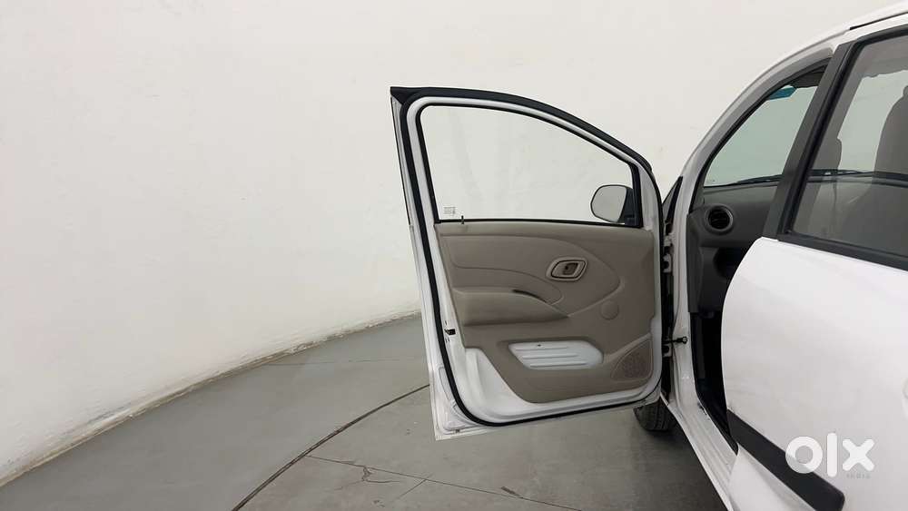 Datsun Redigo T Option, 2016, Petrol