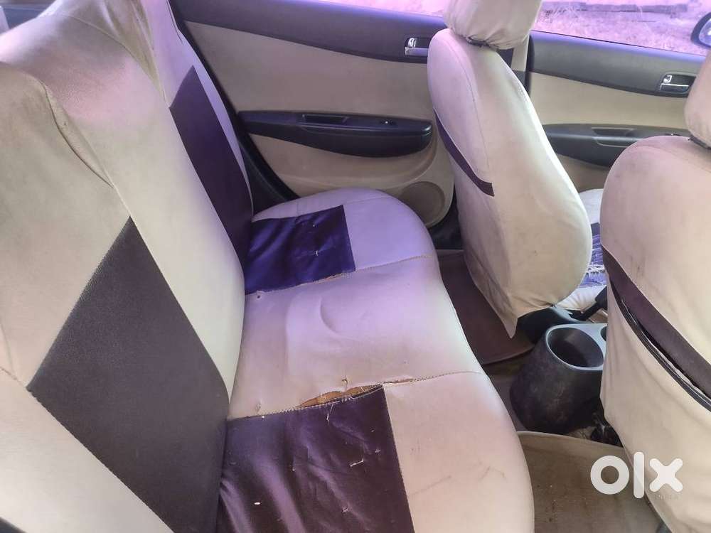 Hyundai I20 Magna 2014  61,000 Km  Family Driven  Excellent Engine