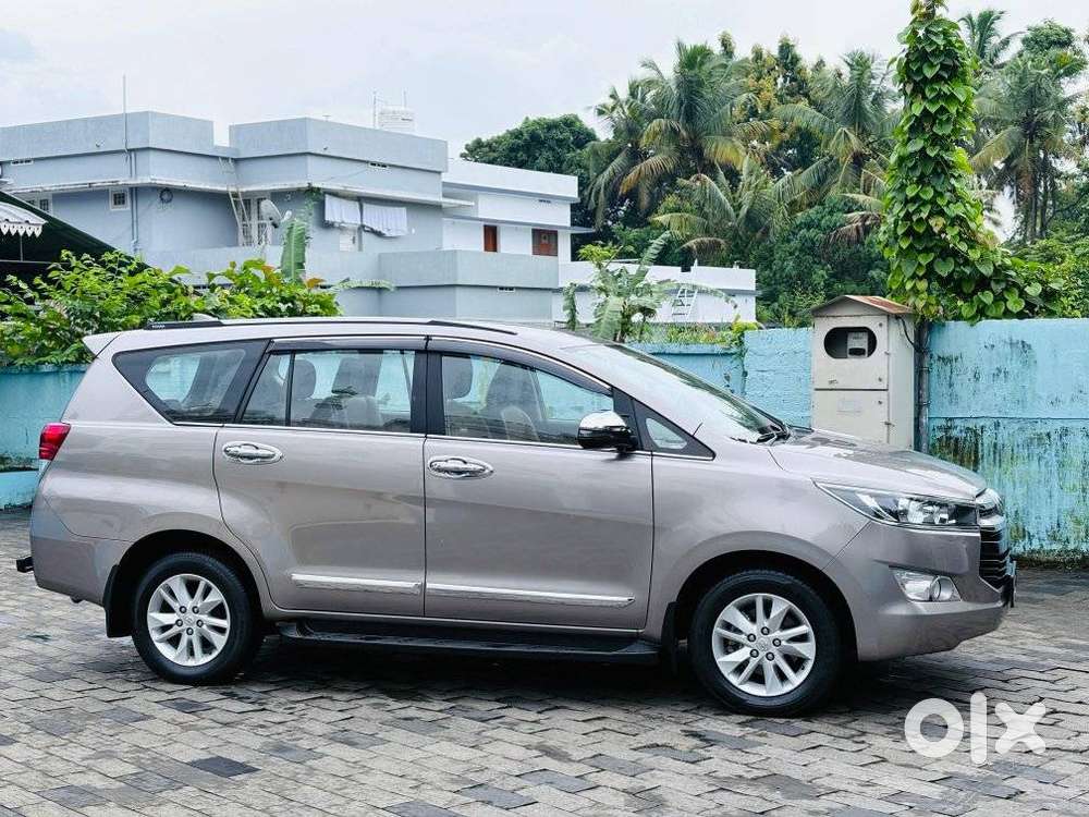 Toyota Innova Crysta 2.4 Gx Limited Edition At 7 Str, 2020, Diesel