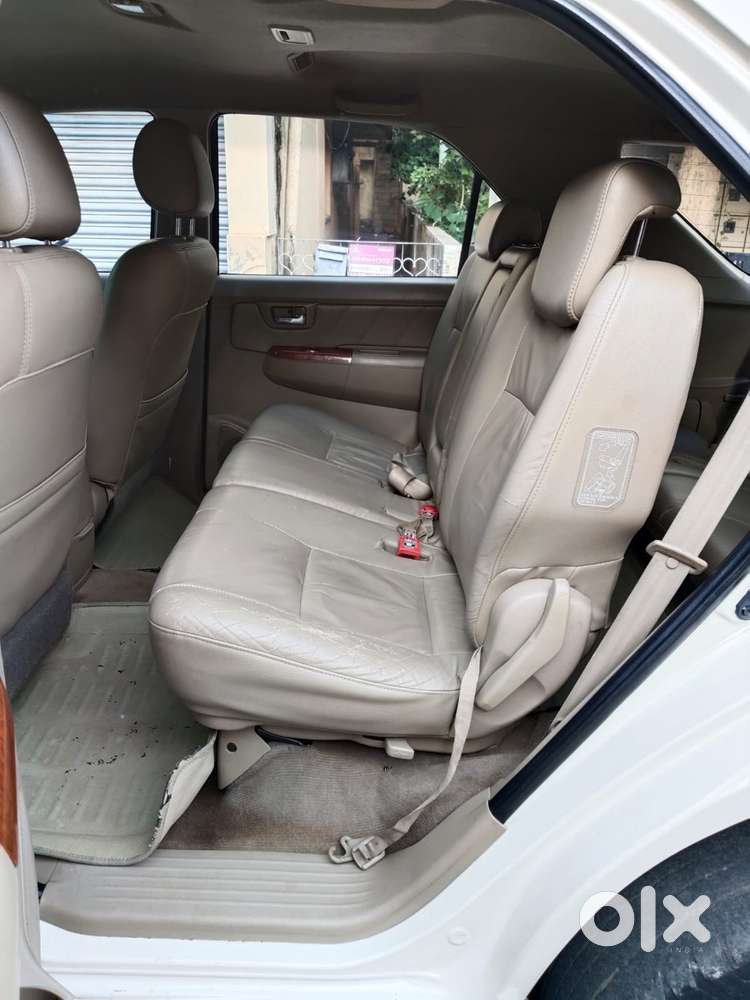Toyota Fortuner 3.0 4x4 Manual, 2010, Diesel