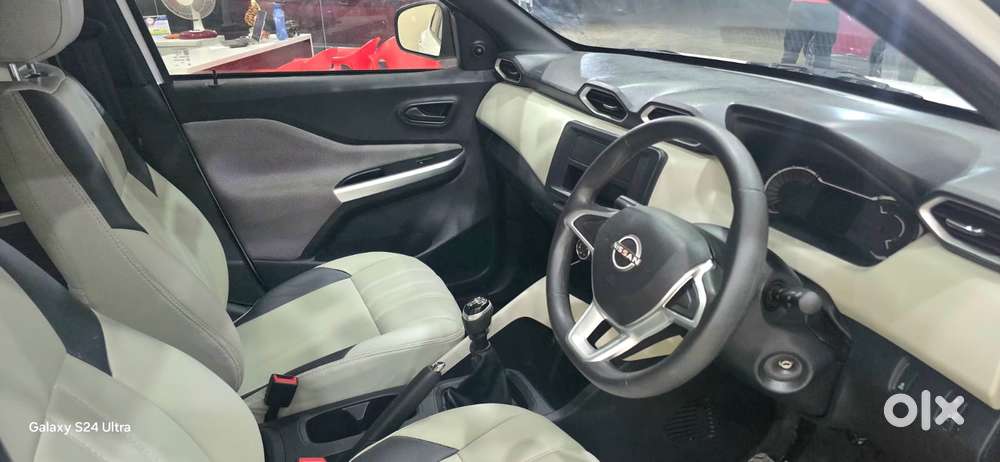 Nissan Magnite 1.0 Xv, 2023, Petrol