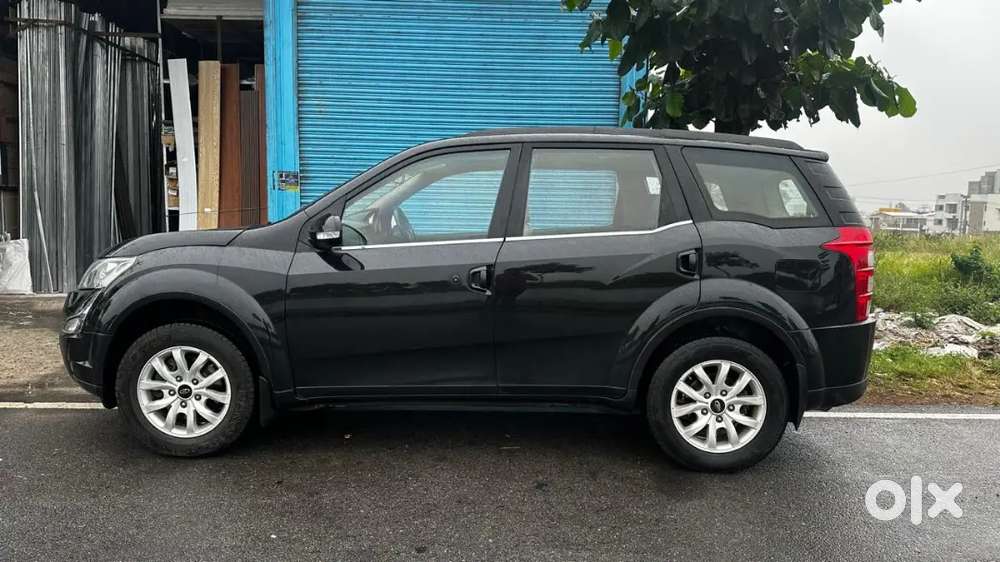 Mahindra Xuv500 2016 Diesel 140000 Km Driven