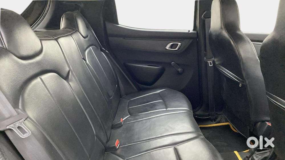 Renault Kwid 1.0 Rxt Amt Opt, 2018, Petrol