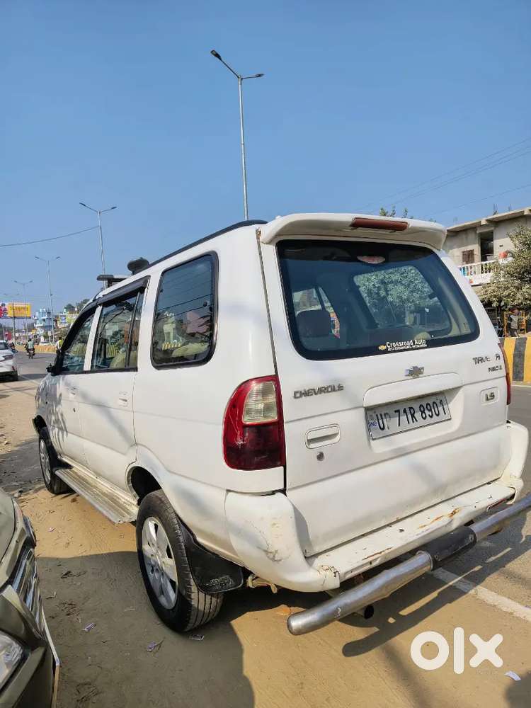 Chevrolet Tavera 2013