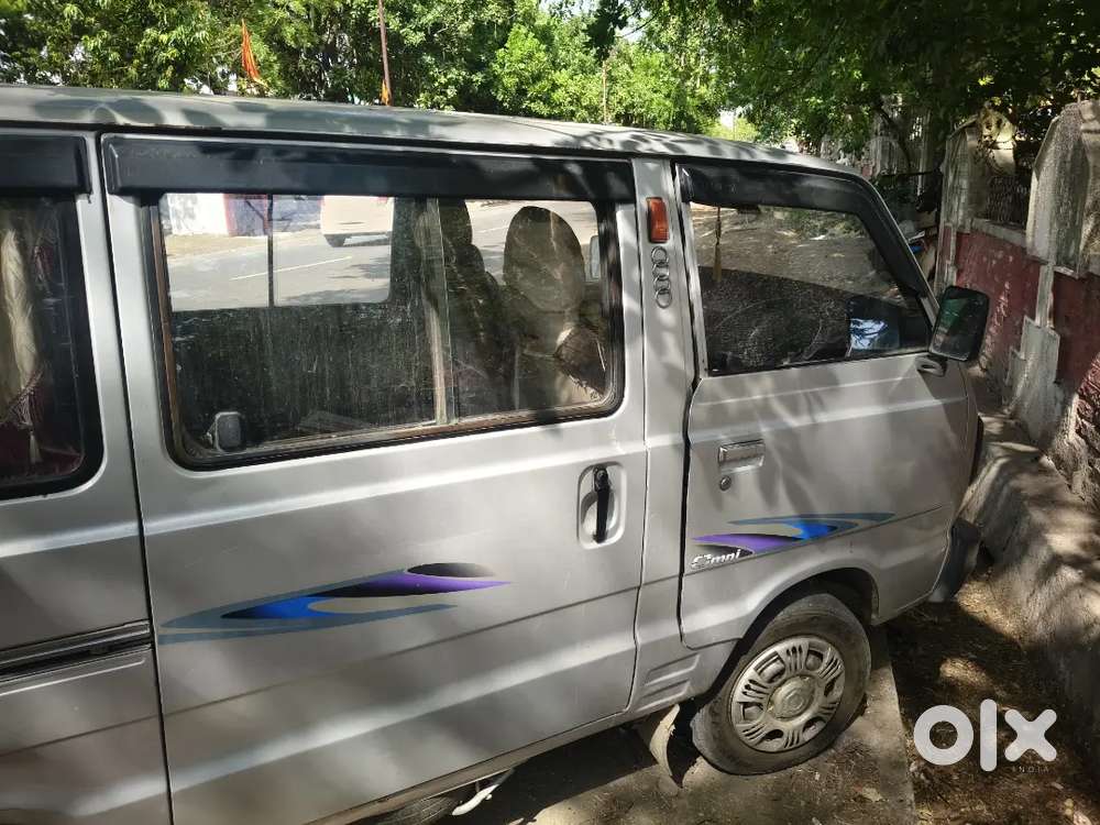 Maruti Suzuki Omni 2011