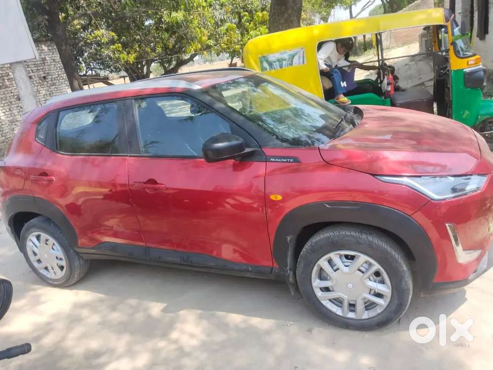 Nissan Magnite 2024 Petrol Well Maintained