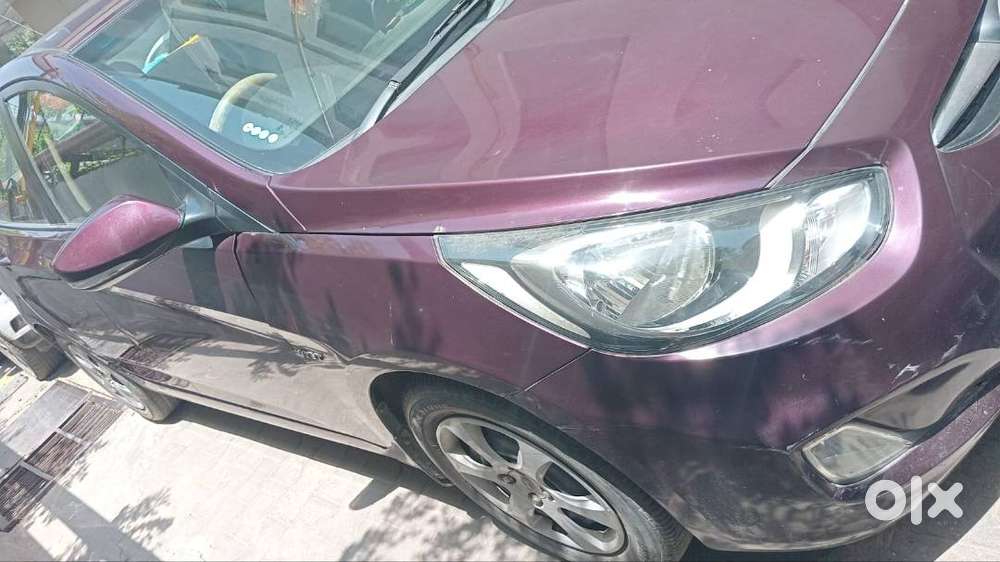 Hyundai Petrol Verna Car