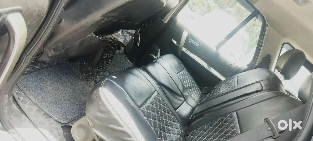 Tata Safari Storme 2017