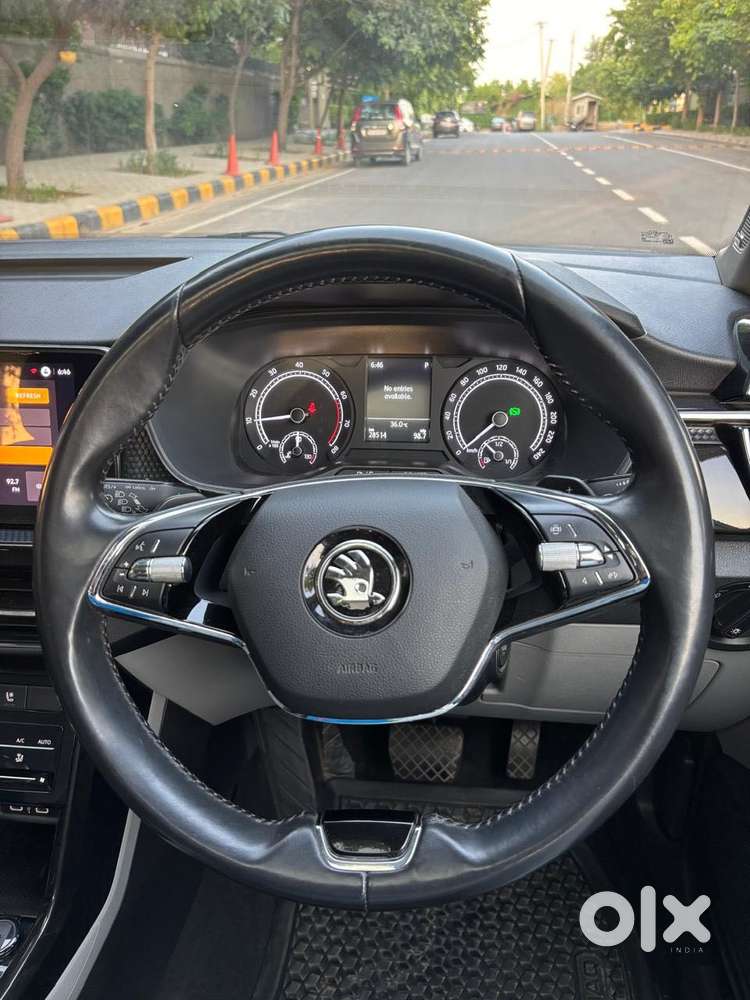 Skoda Kushaq 1.0 Tsi Style At (6 Airbags), 2021, Petrol