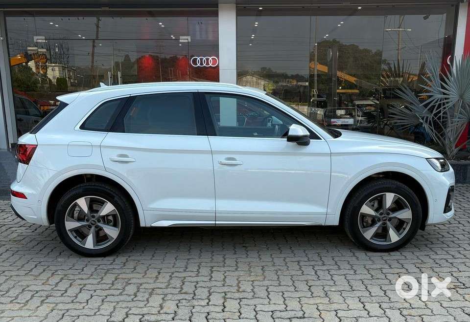 Audi Q5 2.0 40 Tdi Technology, 2024, Petrol