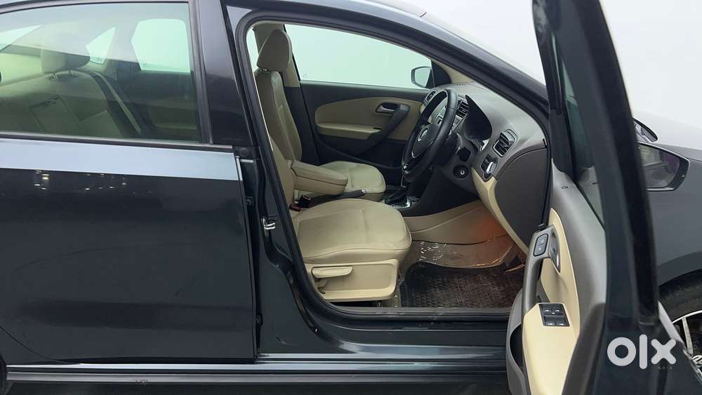 Volkswagen Vento Tsi, 2021, Petrol