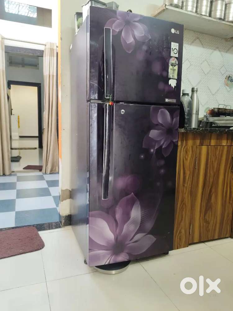Double door fridge
