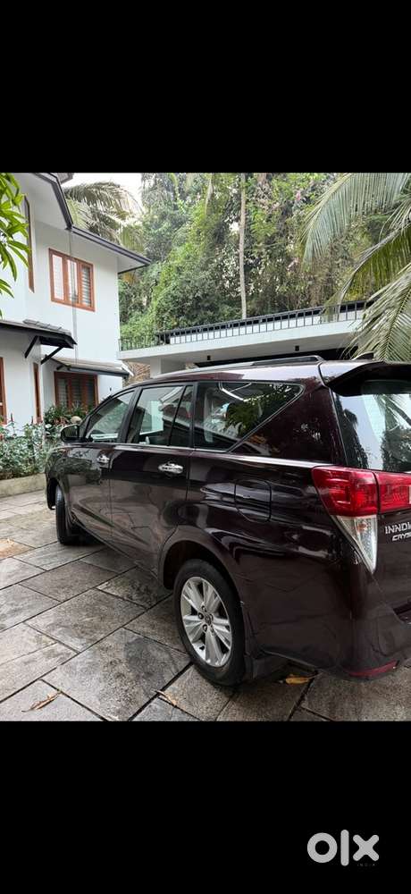 Toyota Innova Crysta 2016 2.8z Automatic