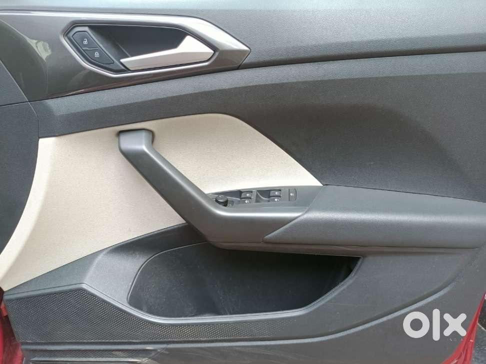 Volkswagen Taigun 1.0 Tsi Topline At, 2022, Petrol