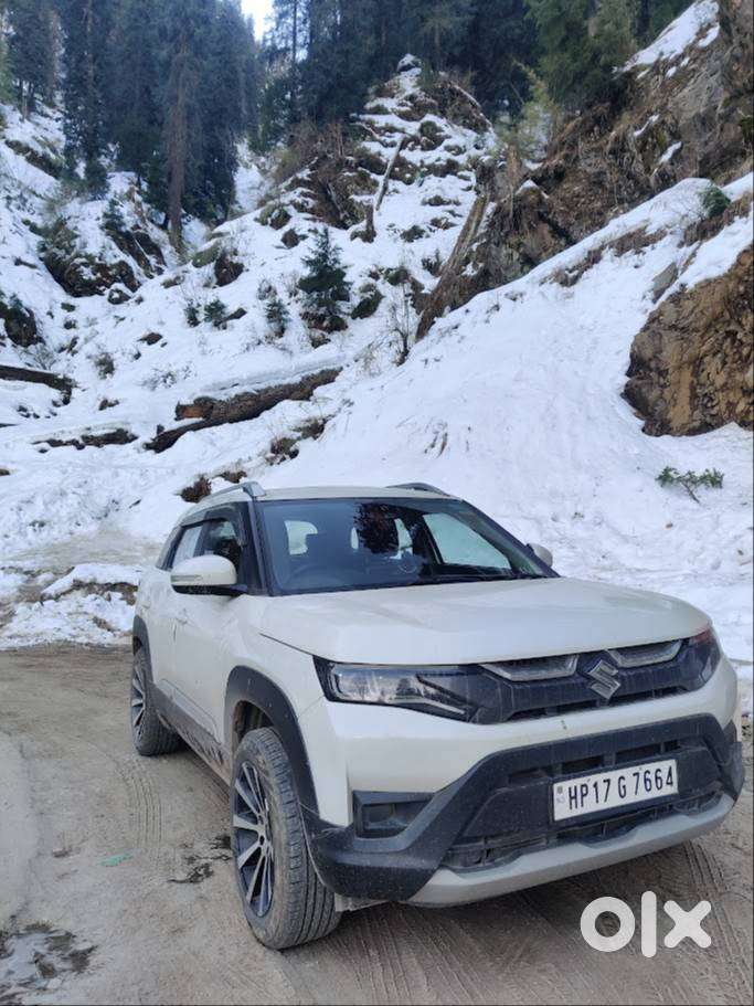 Maruti Suzuki Brezza 2023 Zxi Petrol Manual  Excellent Condition  Si