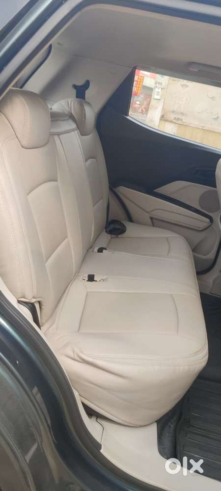 Mahindra Xuv300 W6, 2022, Petrol