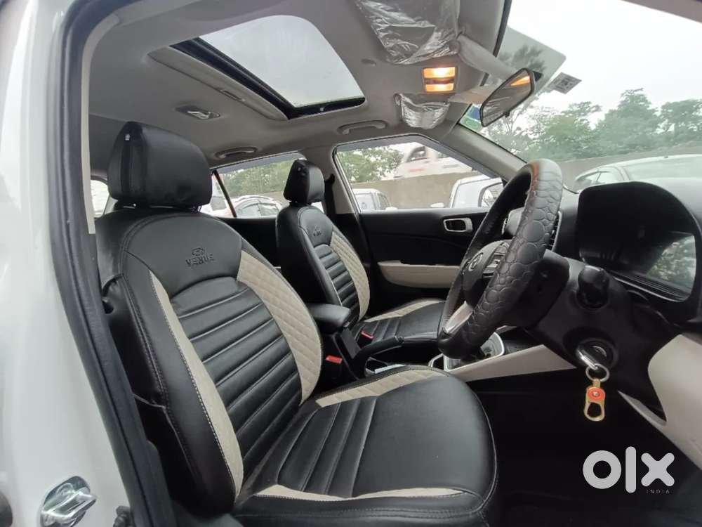 Hyundai Venue, 2025, Petrol