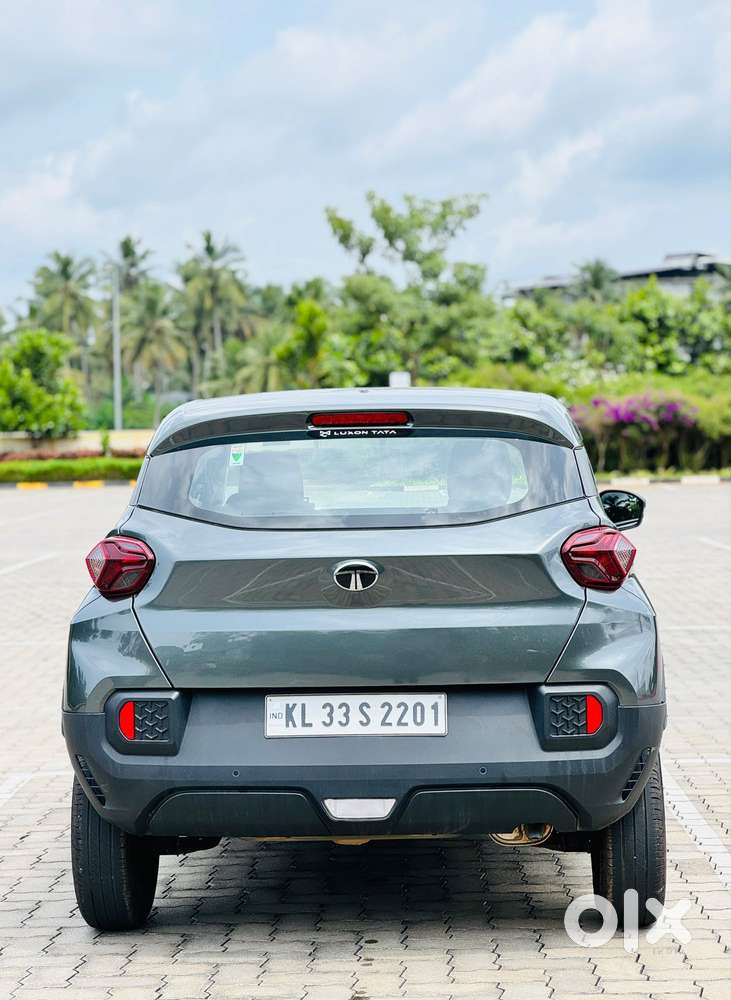 Tata Punch Pure, 2025, Petrol