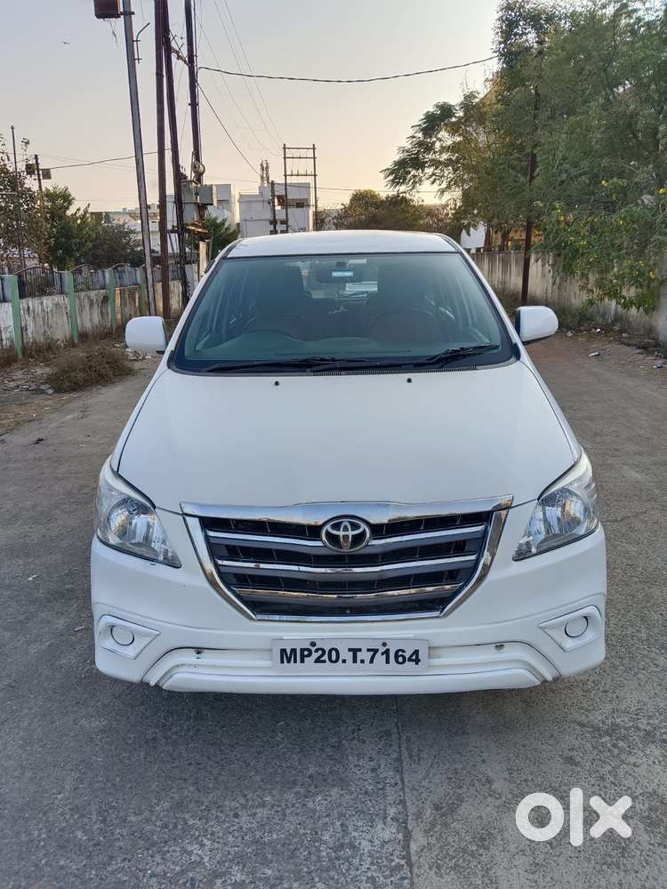 Toyota Innova 2.5 Gx 8 Seater Limited Edition, 2012, Diesel