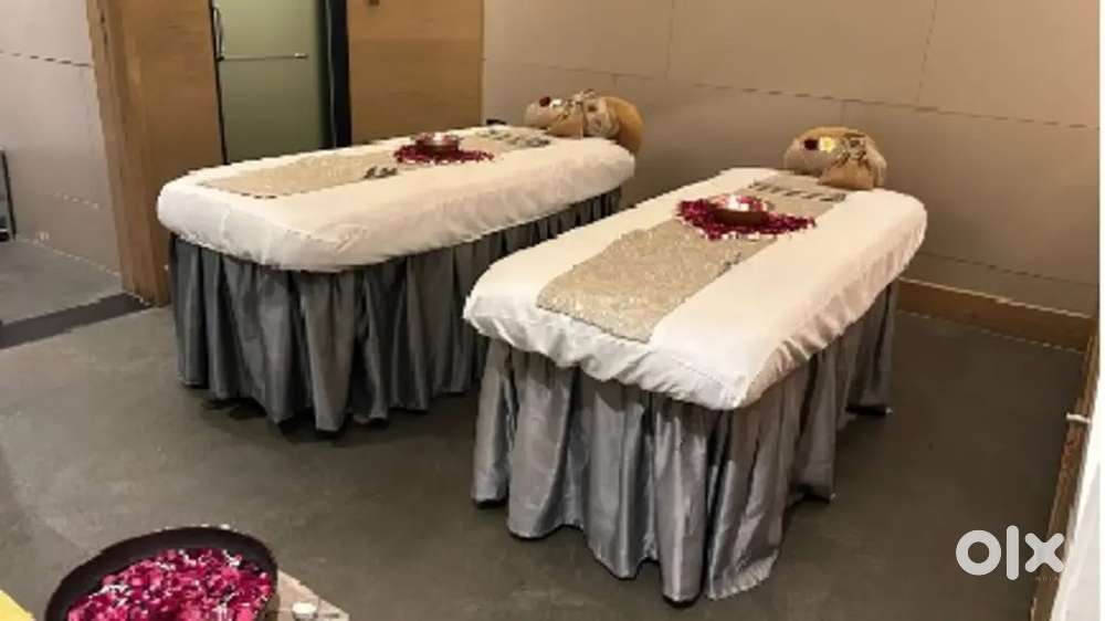 Part time spa staff only female (house wife, college girls)