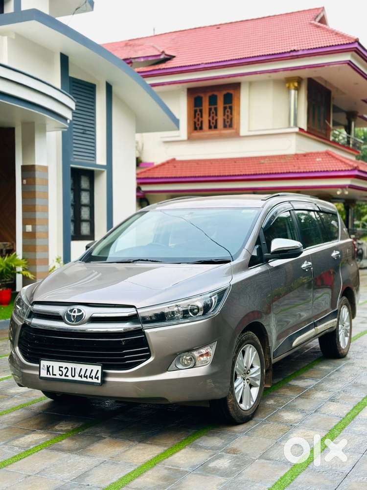 Toyota Innova Crysta 2018
