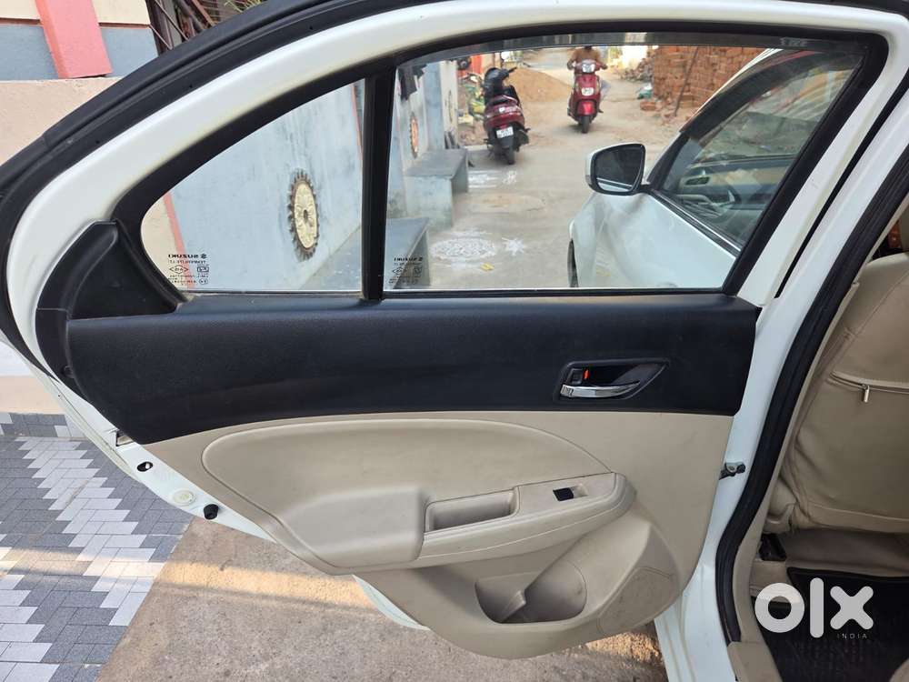 Maruti Suzuki Swift Dzire Zxi + Mt, 2024, Petrol