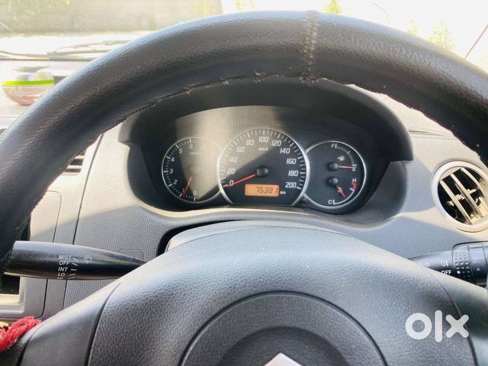 Maruti Suzuki Swift, 2011, Petrol